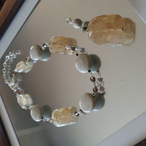 Premier Designs Sand Dune necklace - Picture 4 of 4